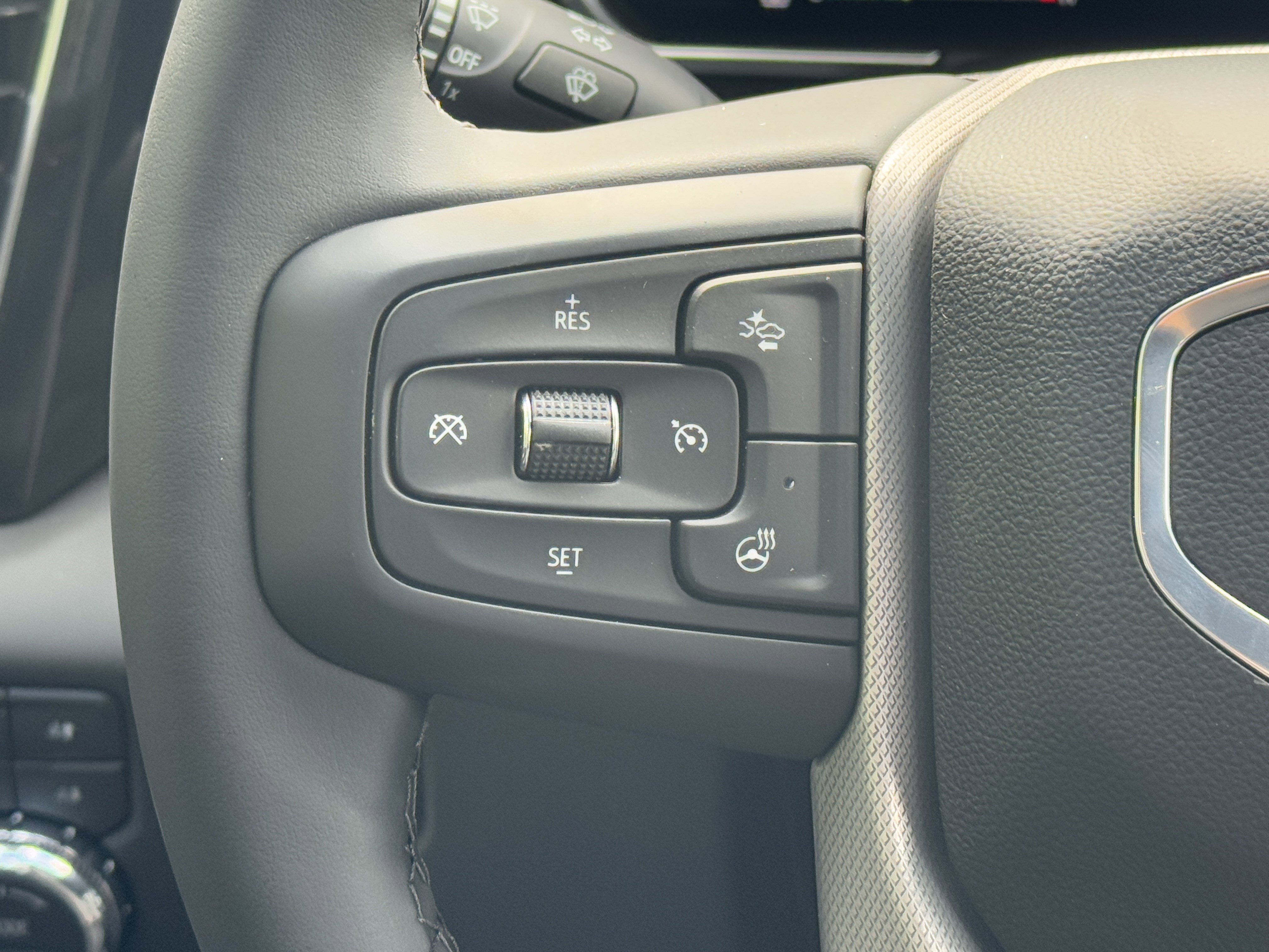 New 2026 GMC Sierra 3500 Denali w/ Denali Reserve Package image 48