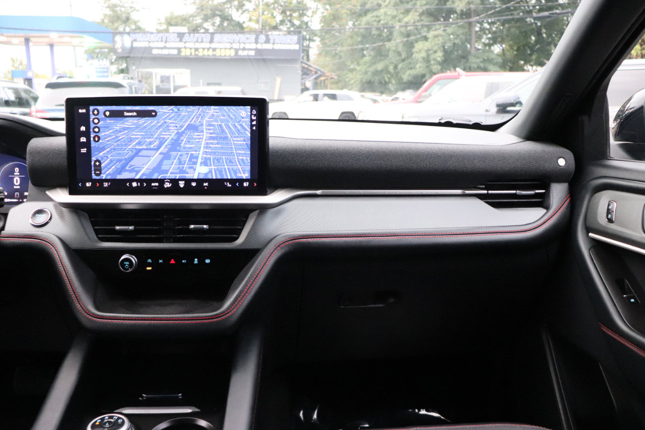 Used 2025 Ford Explorer ST-Line image 20