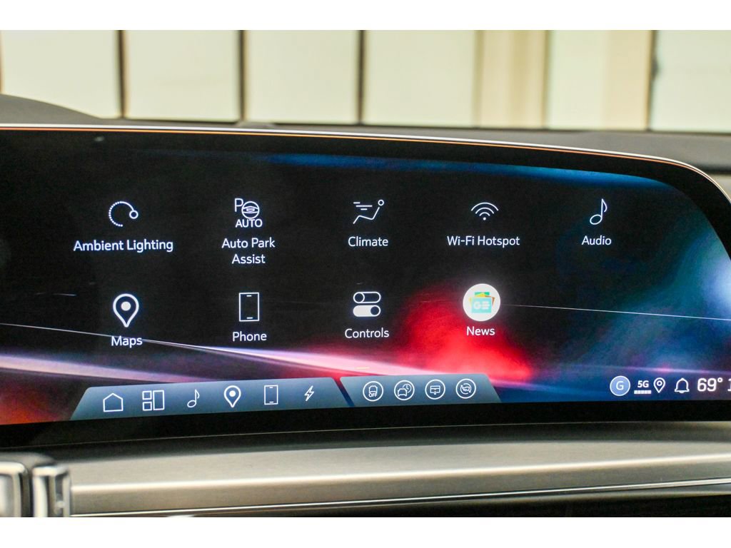 New 2026 Cadillac Lyriq V w/ LPO, Red Accent Package image 41