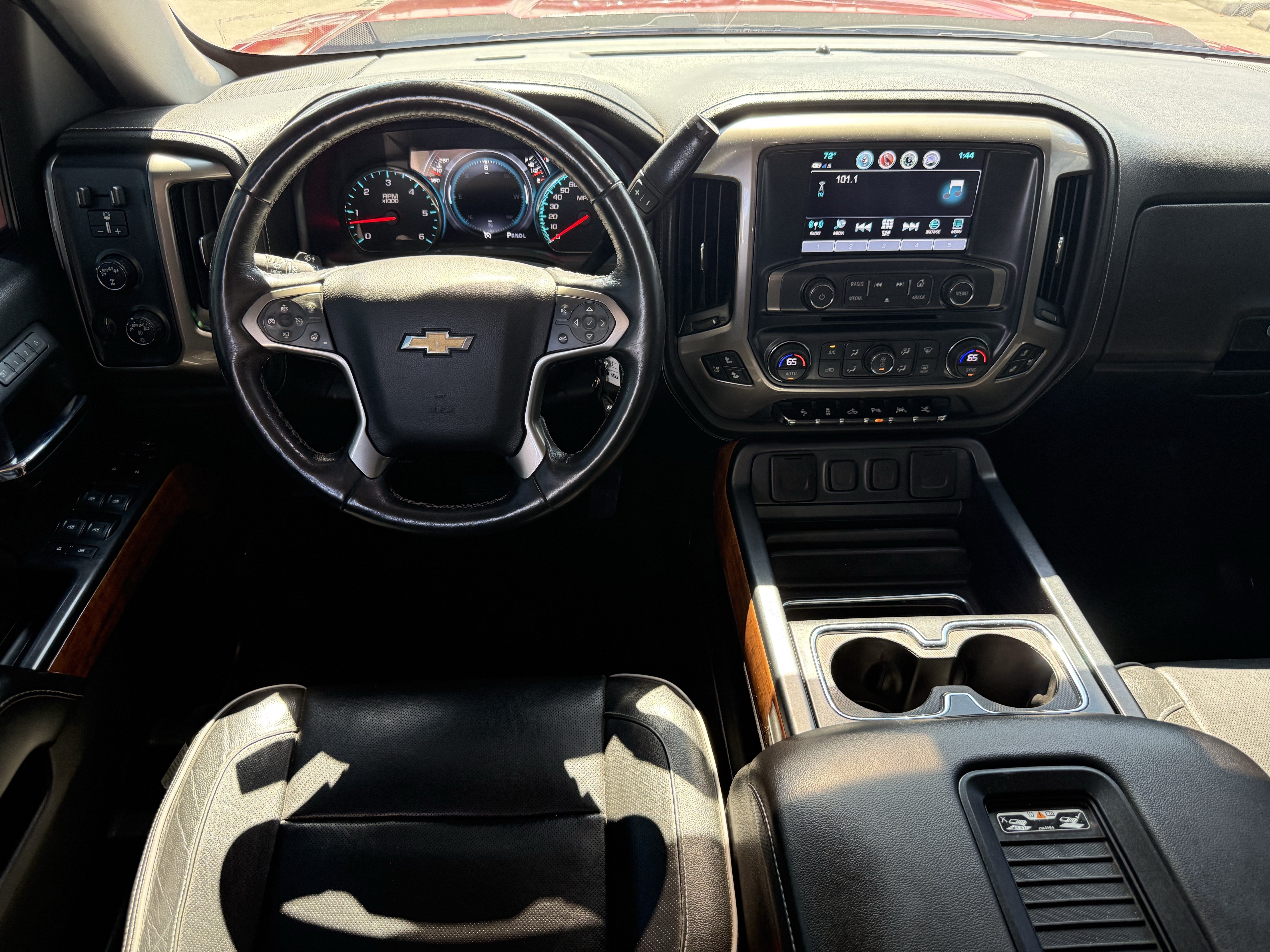 Used 2018 Chevrolet Silverado 1500 High Country AWD/4WD image 14