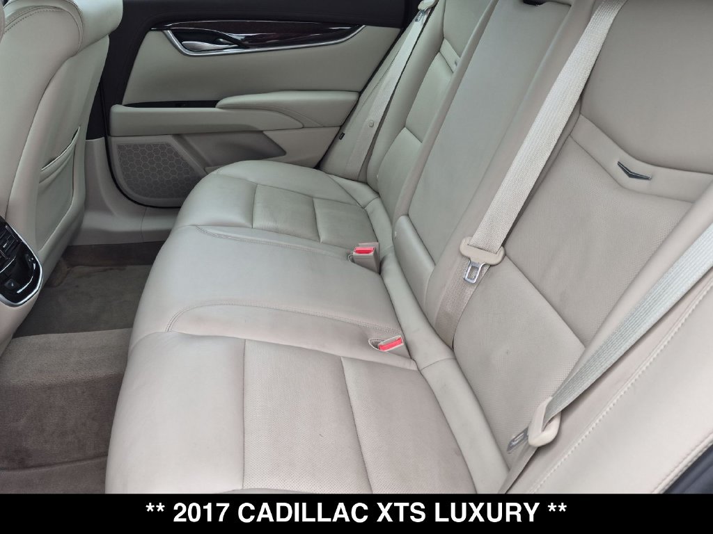 Used 2017 Cadillac XTS Luxury FWD image 3