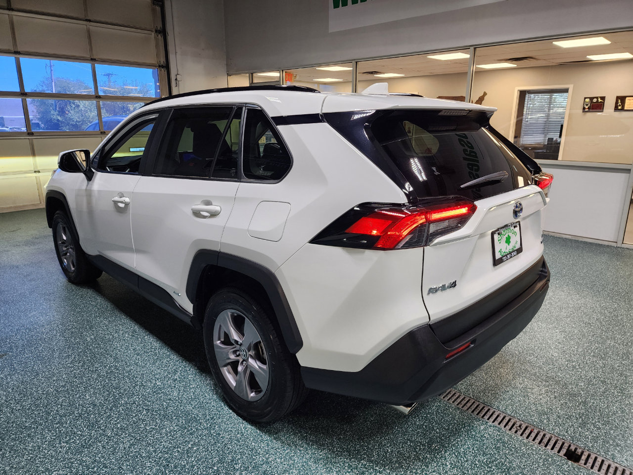 Used 2024 Toyota RAV4 XLE image 9