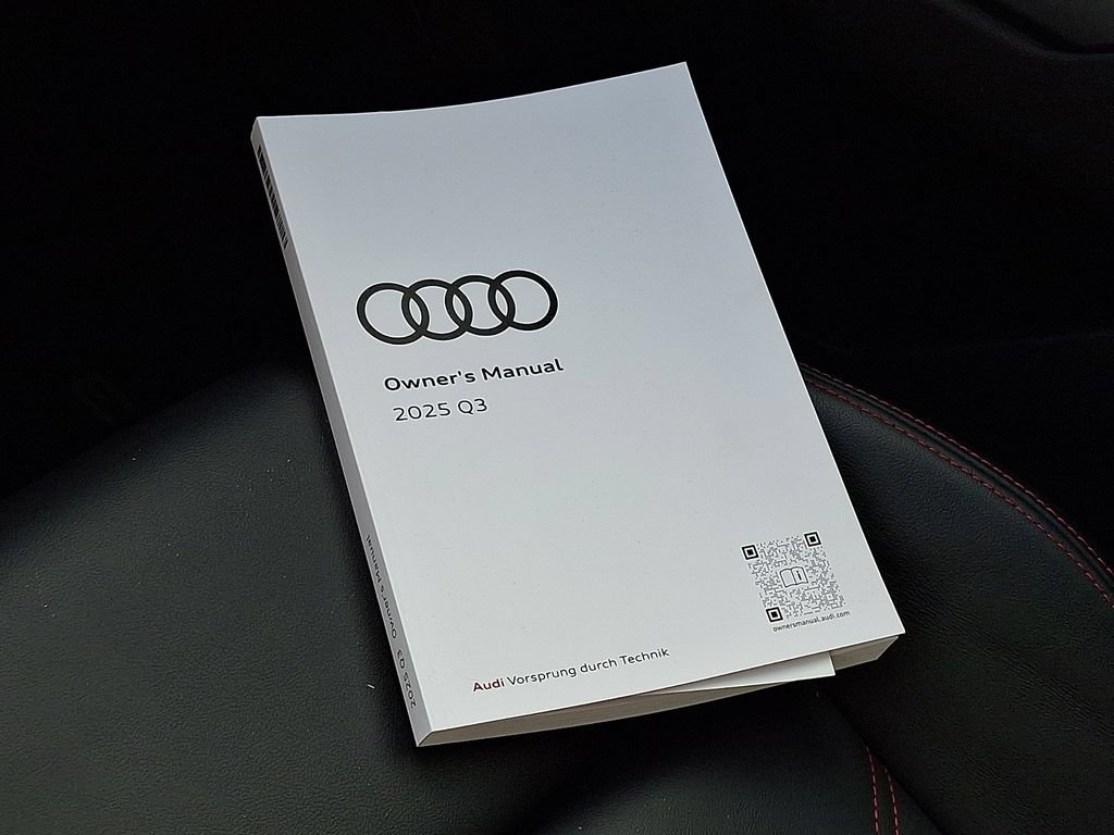 Certified 2025 Audi Q3 2.0T Premium Plus w/ Premium Plus Package AWD/4WD image 23
