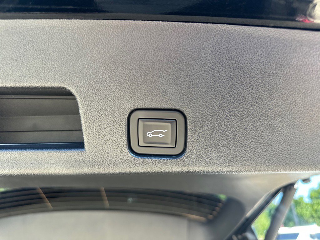 Used 2024 GMC Acadia Elevation w/ Luxury Package image 22