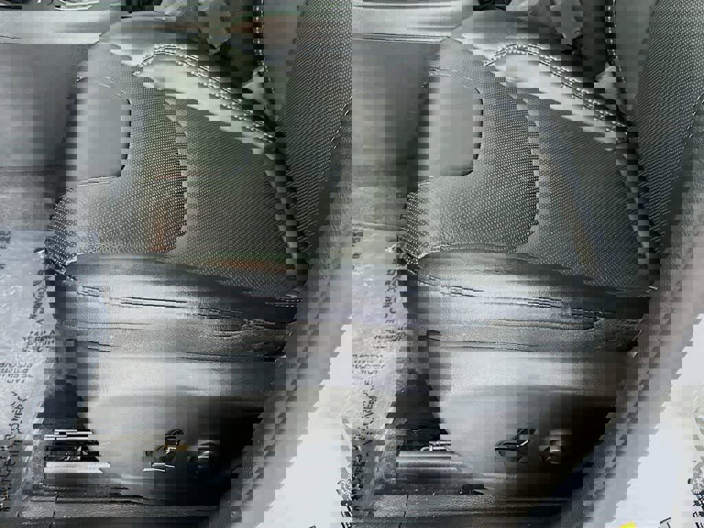 Used 2023 Jeep Cherokee Altitude Lux image 31