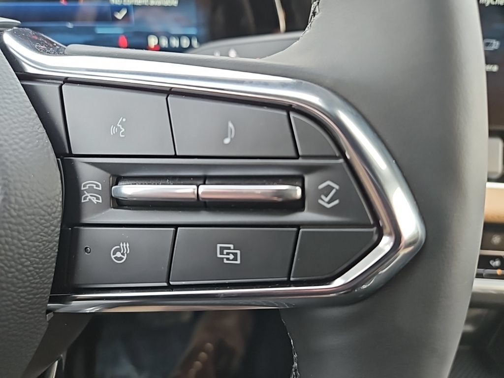 Certified 2026 Chevrolet Equinox ACTIV w/ Convenience Package III FWD image 16