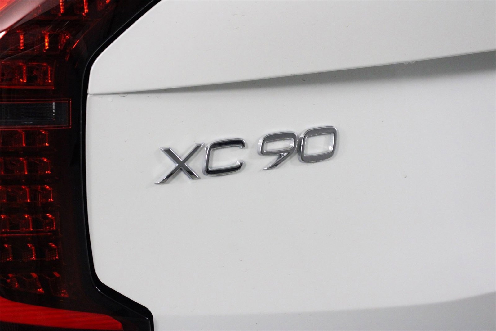 New 2026 Volvo XC90 B6 Ultra image 16