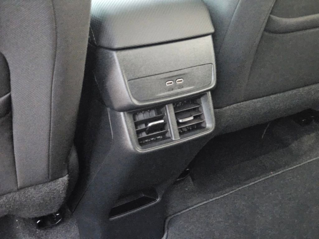 New 2026 Chevrolet Equinox LT image 27