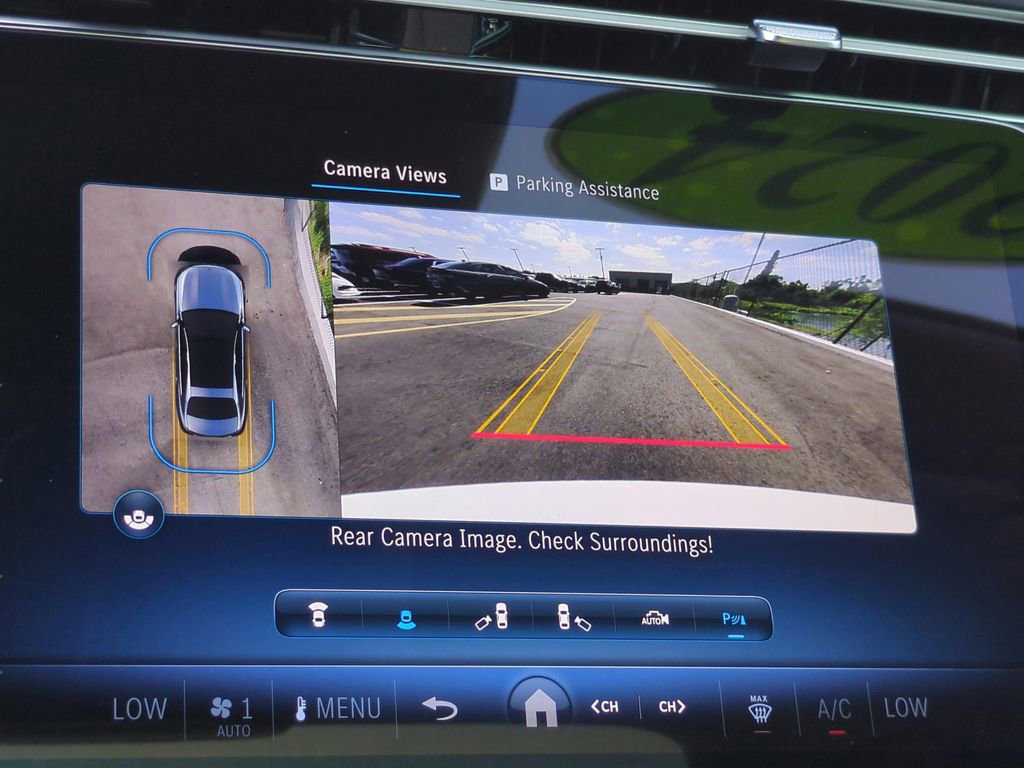 Used 2024 Mercedes-Benz E 350 4MATIC Sedan image 11