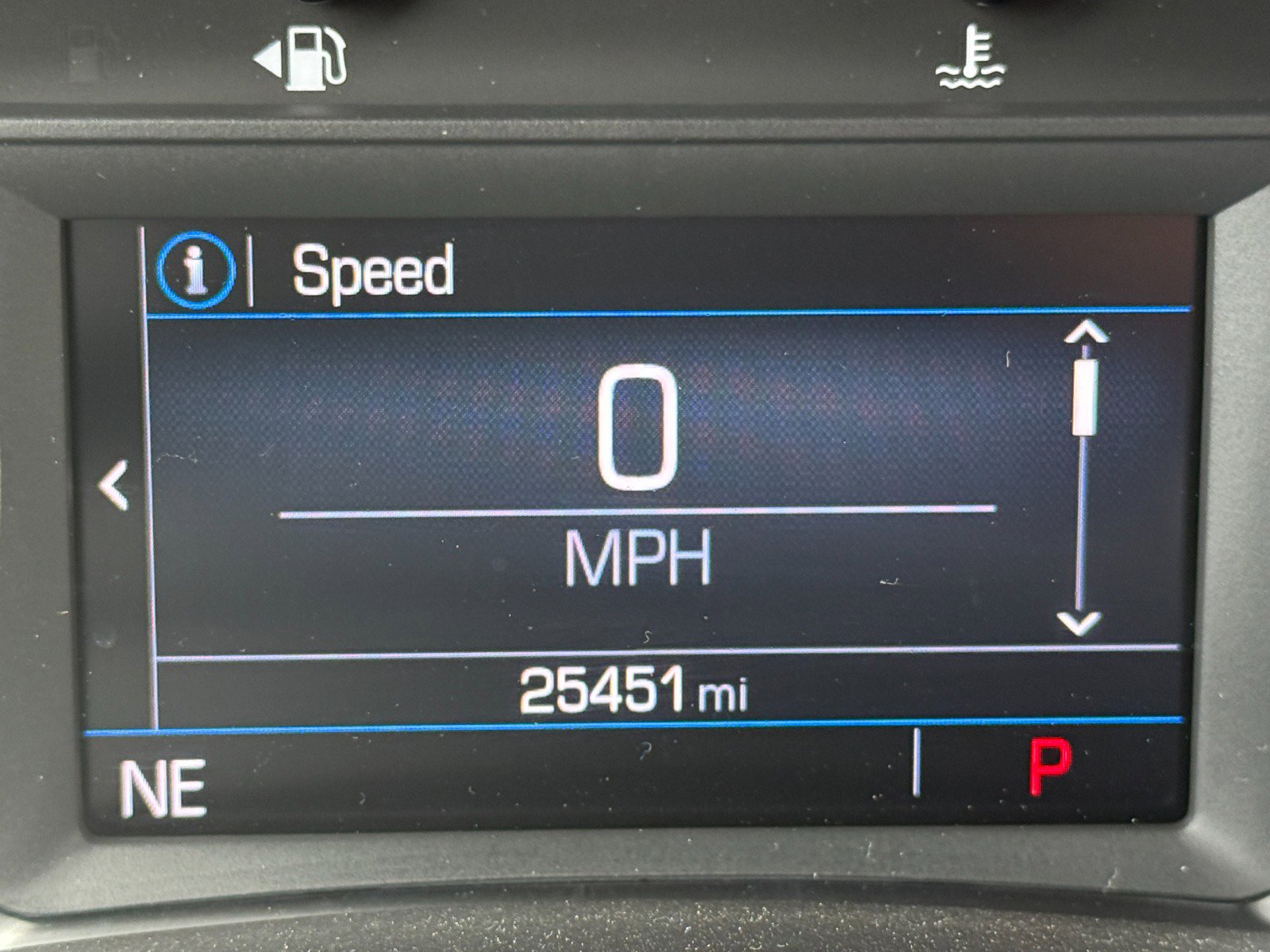 Used 2024 GMC Terrain SLE image 27