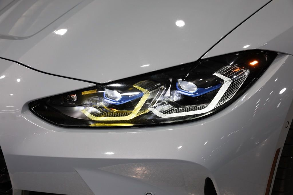 Used 2021 BMW M4 Competition w/ M Carbon Exterior Package image 32