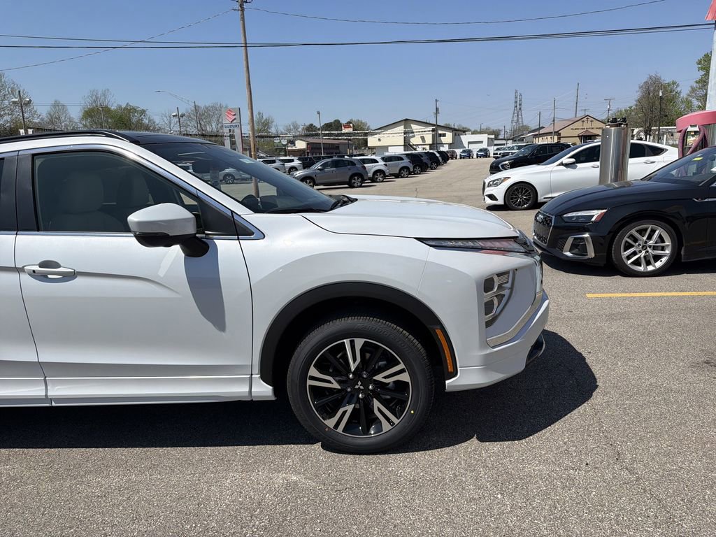 New 2026 Mitsubishi Eclipse Cross SEL AWD/4WD image 2