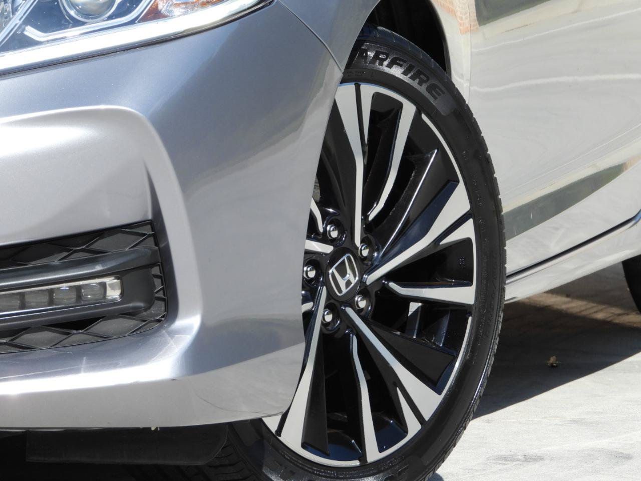 Used 2016 Honda Accord EX-L image 6