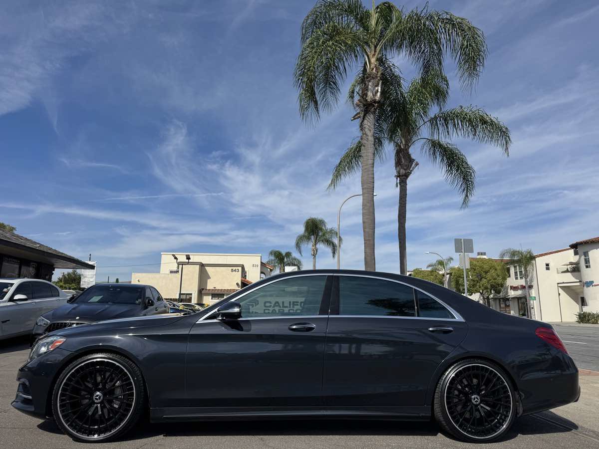 Used 2016 Mercedes-Benz S 550 Sedan image 2