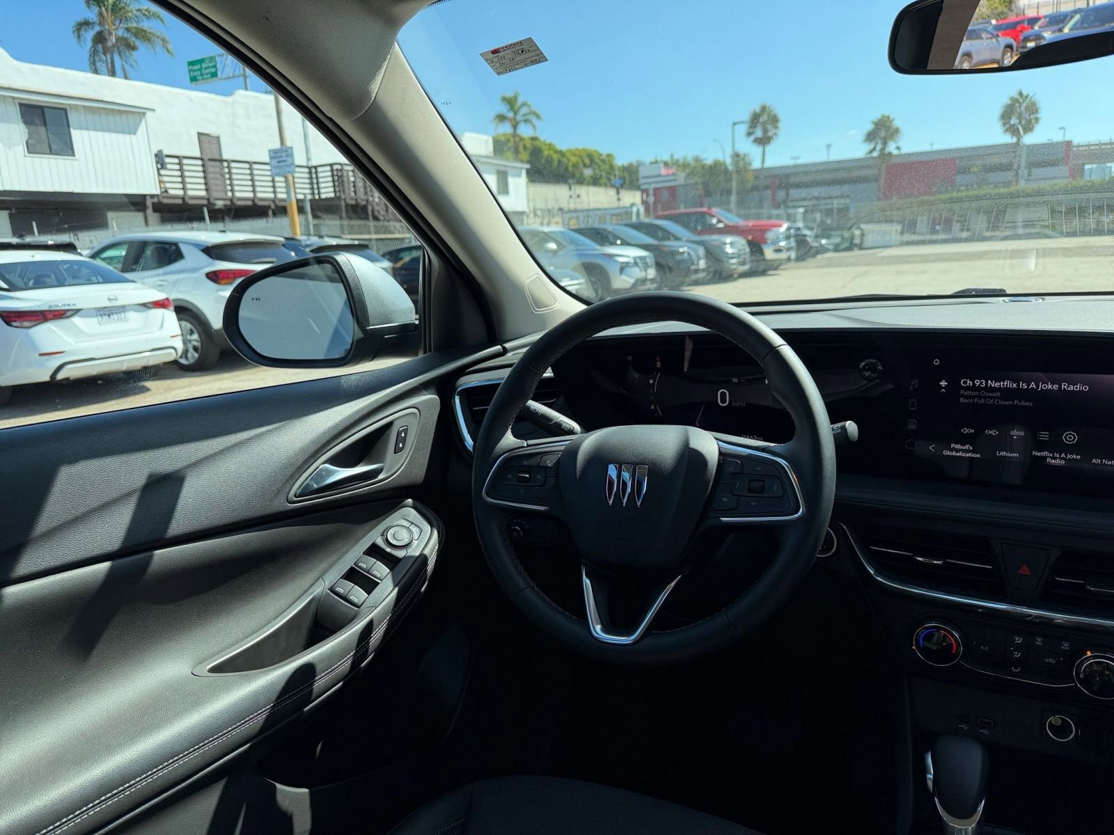 Used 2025 Buick Encore GX Preferred image 32