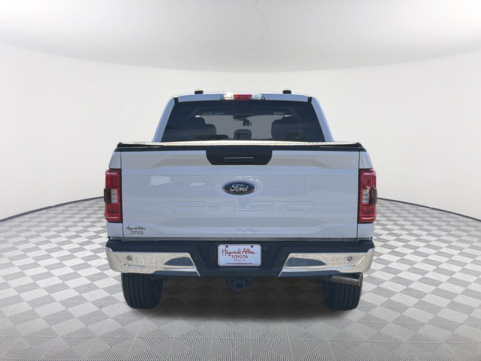 Used 2021 Ford F150 XLT w/ Equipment Group 301A Mid image 16