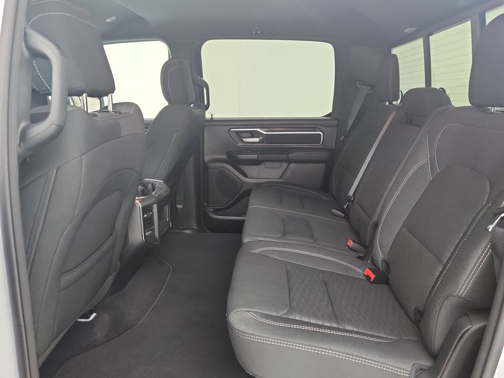 Used 2025 RAM 1500 Big Horn AWD/4WD image 33