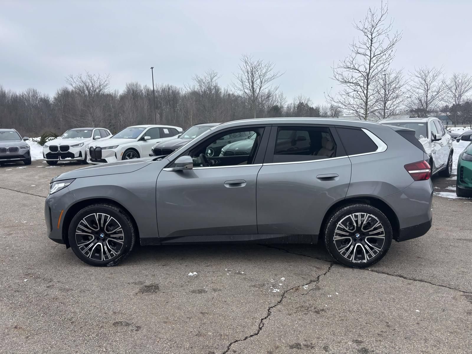New 2026 BMW X3 xDrive30 w/ Premium Package AWD/4WD image 4