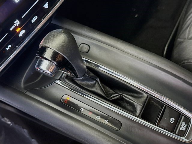 Used 2019 Honda HR-V EX-L image 19