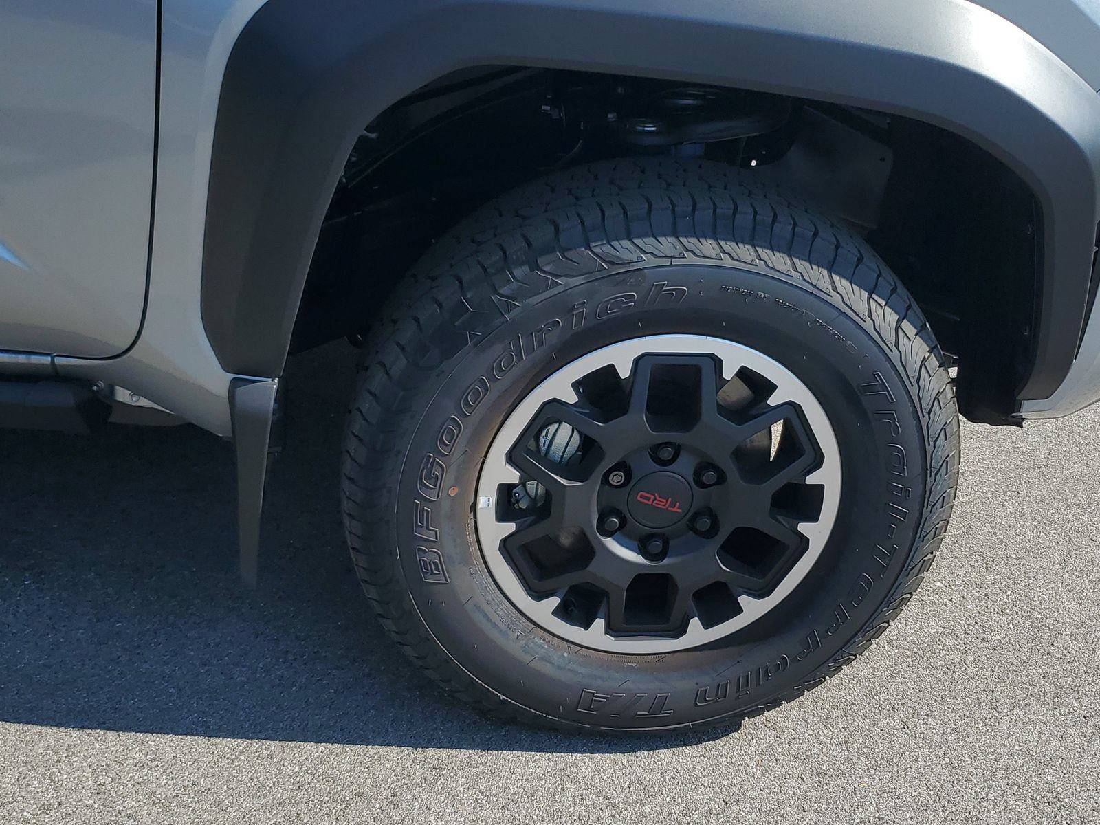 Certified 2026 Toyota Tacoma TRD Off-Road AWD/4WD image 6