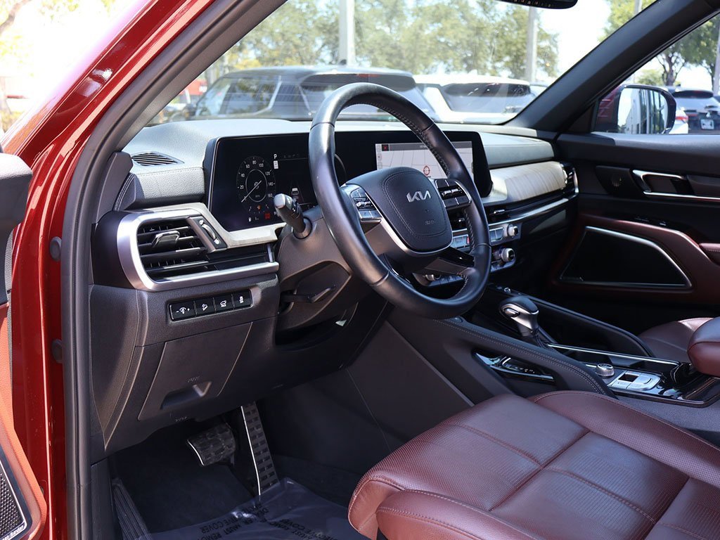 Used 2024 Kia Telluride SX image 30