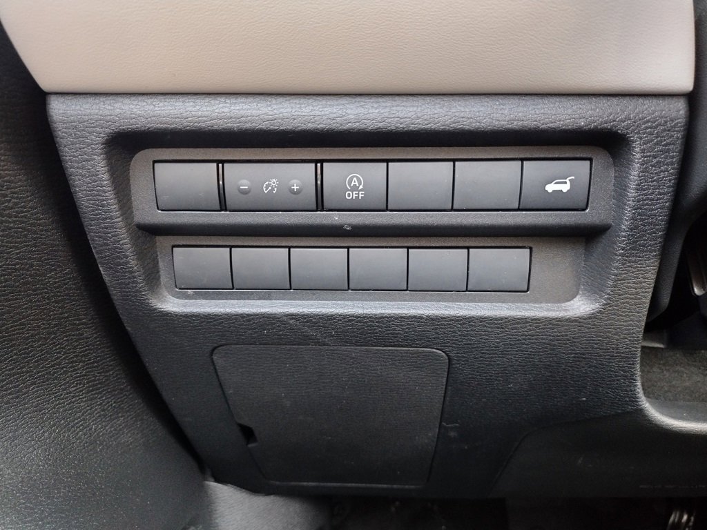 New 2026 Mitsubishi Outlander SE image 21