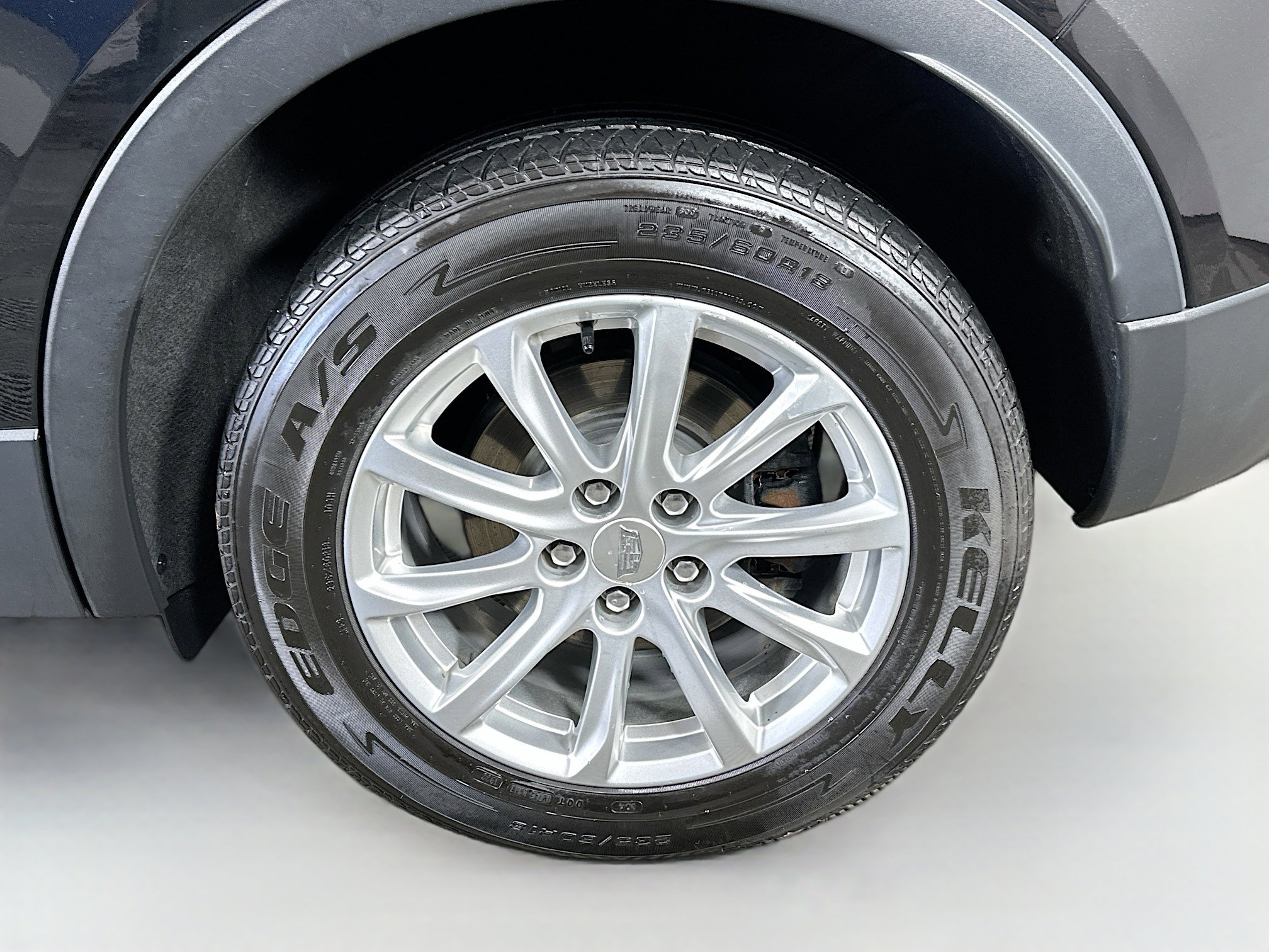 Used 2019 Cadillac XT4 Luxury w/ Cold Weather Package AWD/4WD image 30