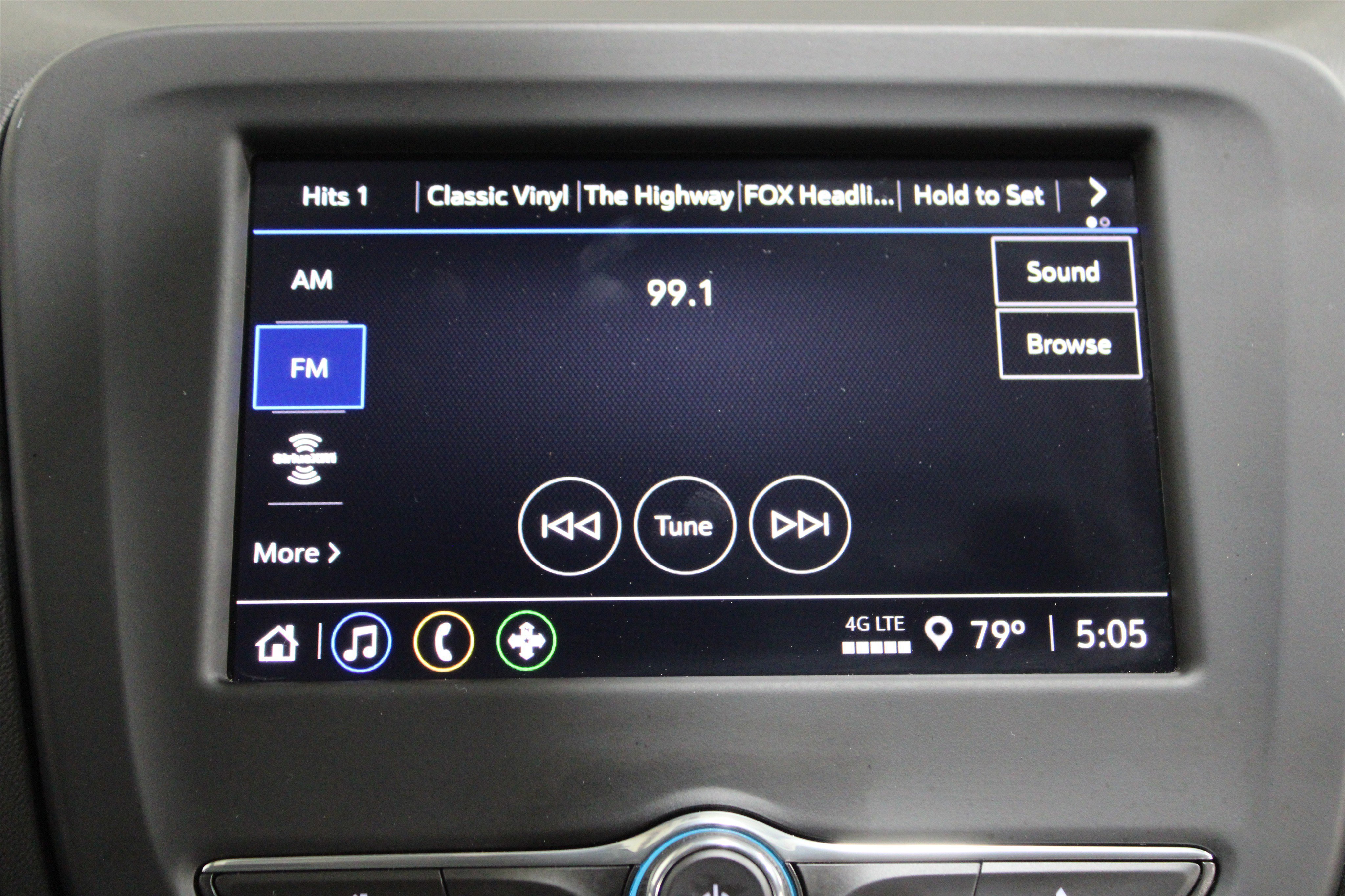 Used 2023 Chevrolet Equinox LT w/ LPO, Floor Liner Package image 13