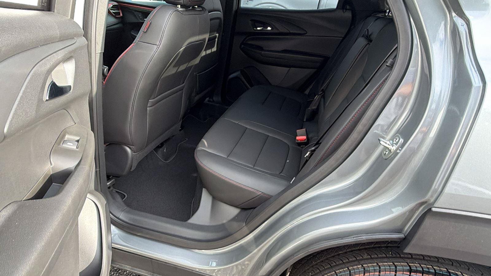 New 2026 Chevrolet TrailBlazer RS w/ Convenience Package FWD image 18
