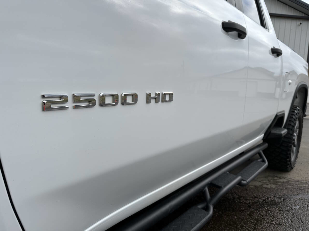 Used 2022 Chevrolet Silverado 2500 Custom w/ Custom Value Package image 11