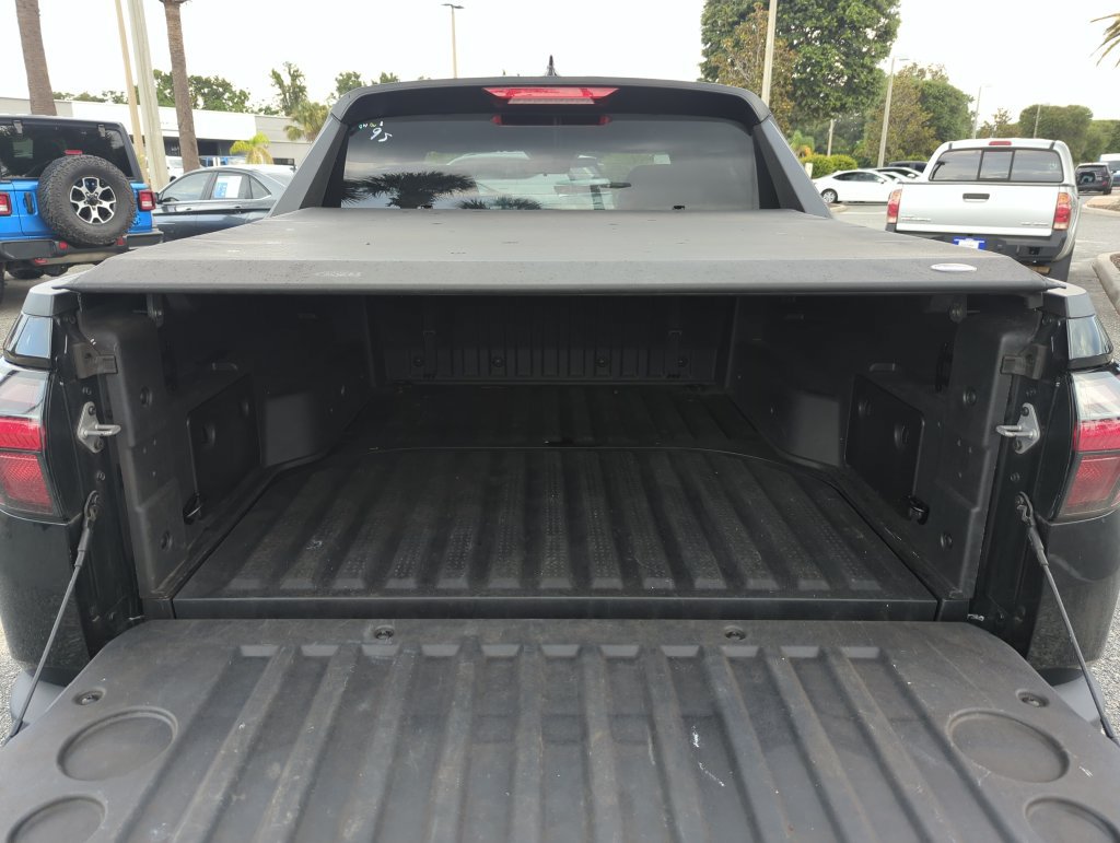 Used 2023 Hyundai Santa Cruz SEL AWD/4WD image 19