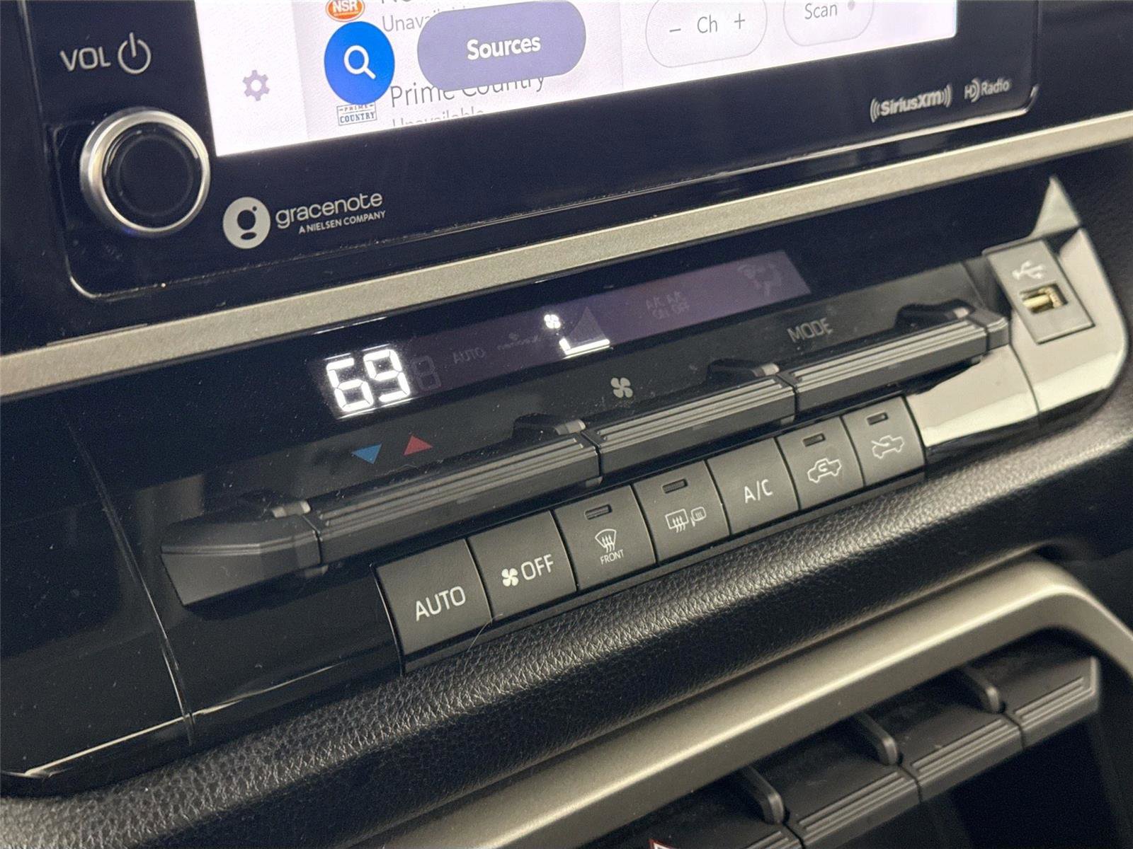 Used 2022 Toyota Tundra SR5 image 25