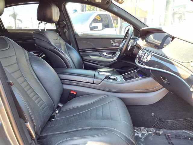 Used 2018 Mercedes-Benz S 560 Sedan image 26