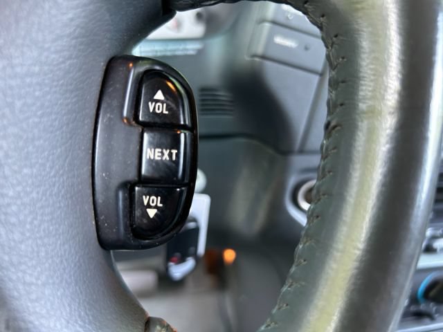 Used 2001 Nissan Quest SE FWD image 21