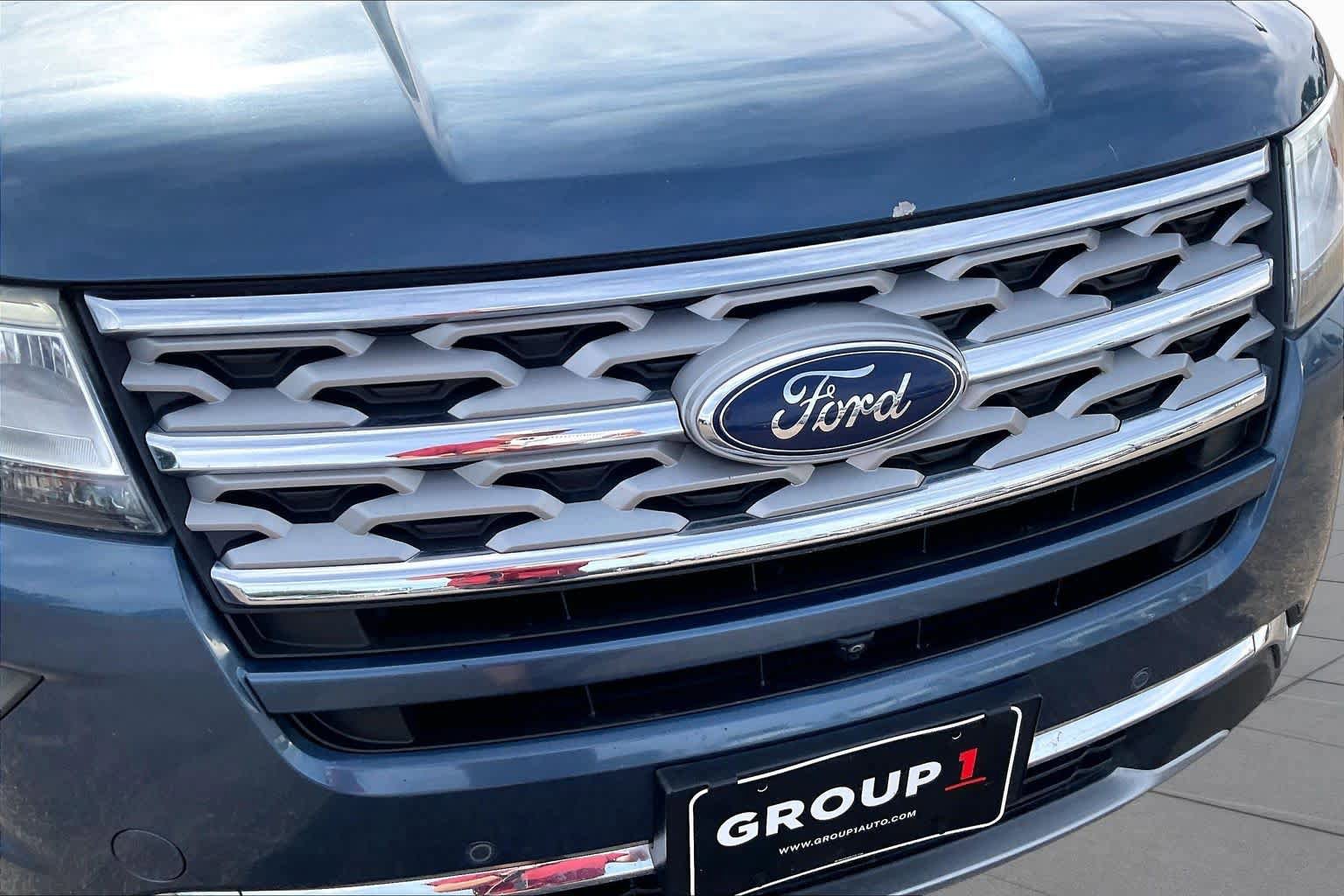 Used 2018 Ford Explorer Limited AWD/4WD image 30