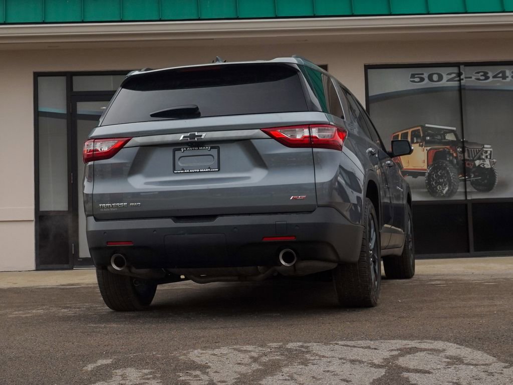 Used 2021 Chevrolet Traverse RS AWD/4WD image 3
