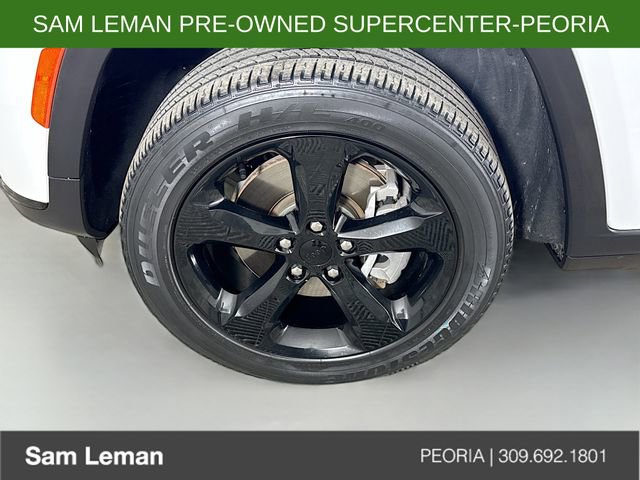 Used 2022 Jeep Grand Cherokee L Laredo image 31