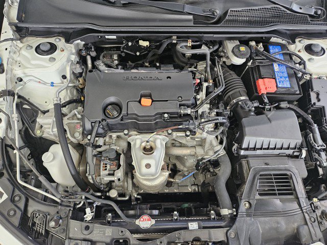 Used 2022 Honda Civic Sport image 6