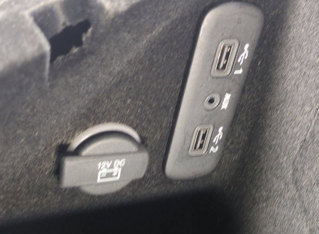 Used 2022 Dodge Challenger SRT Hellcat w/ Plus Package RWD image 22