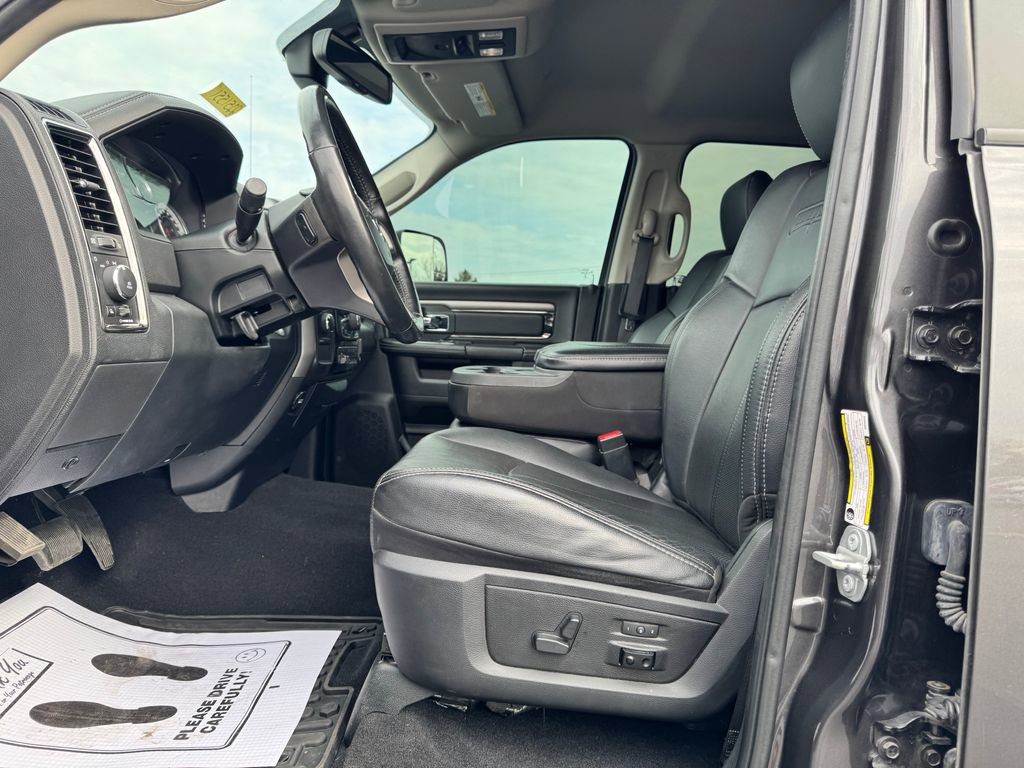 Used 2018 RAM 2500 Laramie w/ Sport Appearance Group image 20