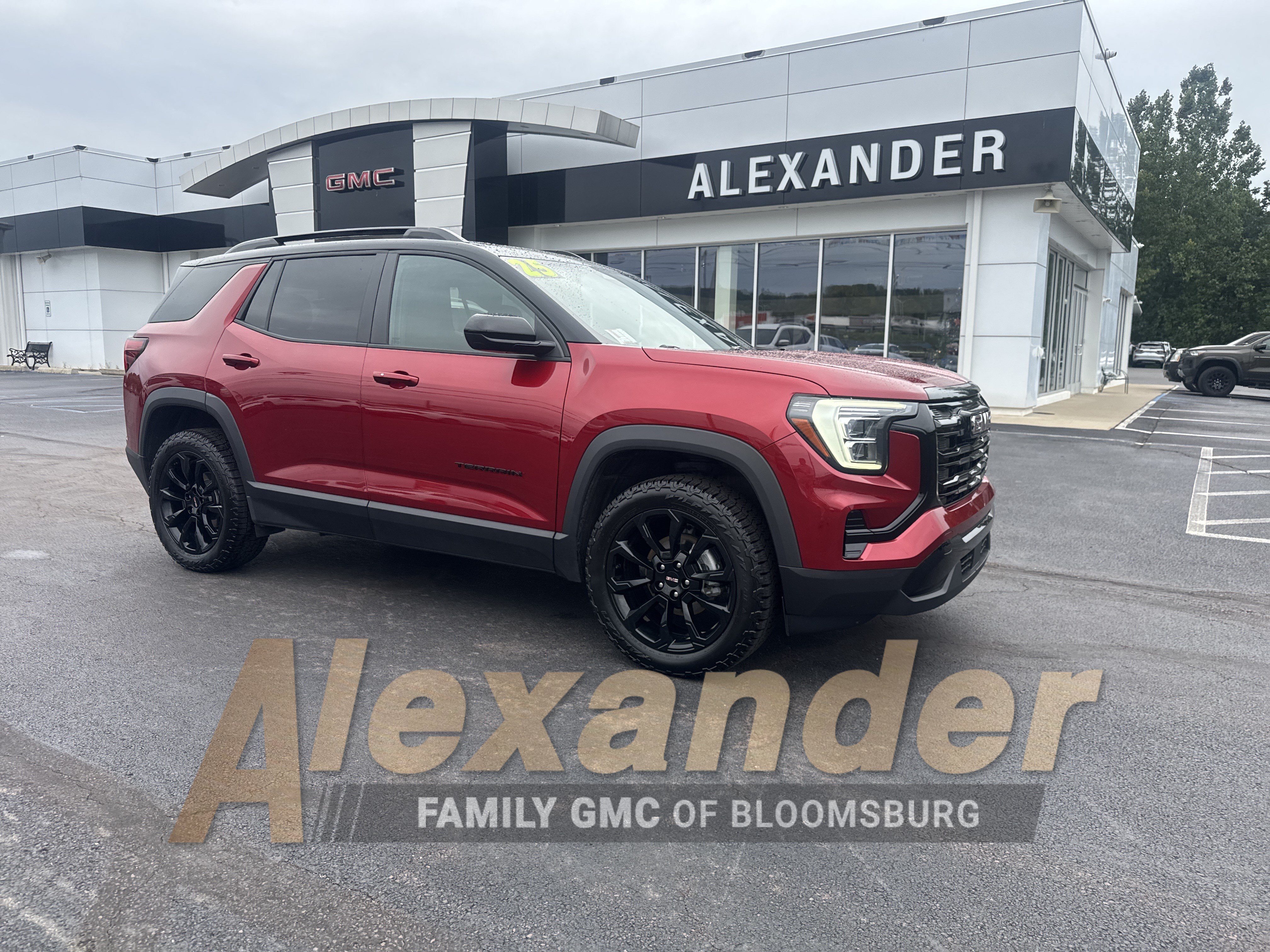 Used 2025 GMC Terrain Elevation w/ Black Edition AWD/4WD video 1