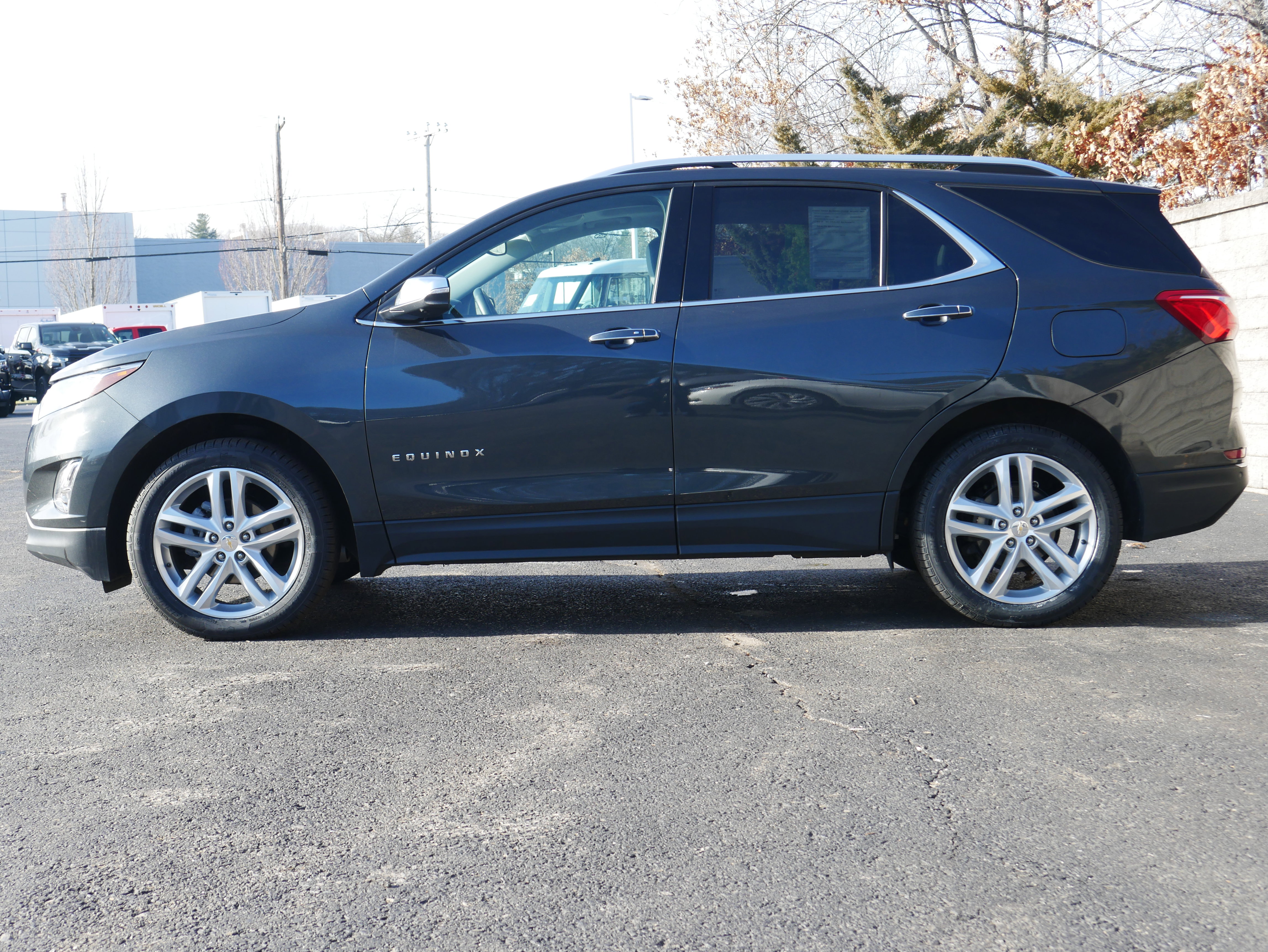 Certified 2020 Chevrolet Equinox Premier image 3
