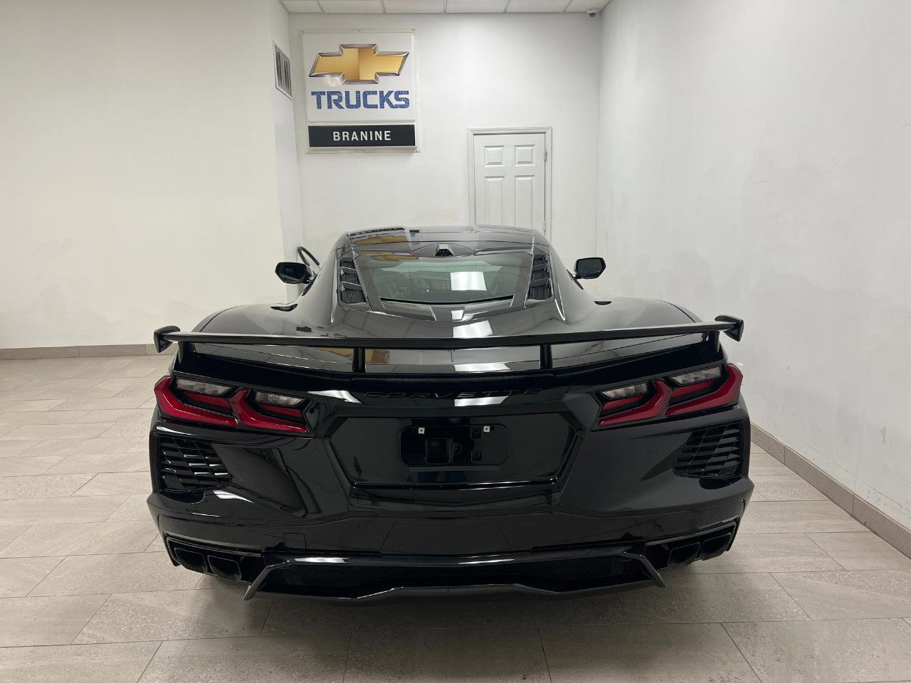 New 2026 Chevrolet Corvette Stingray Premium Cpe w/ Z51 Performance Package image 7