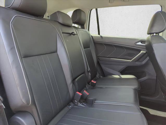 Used 2022 Volkswagen Tiguan SE FWD image 23