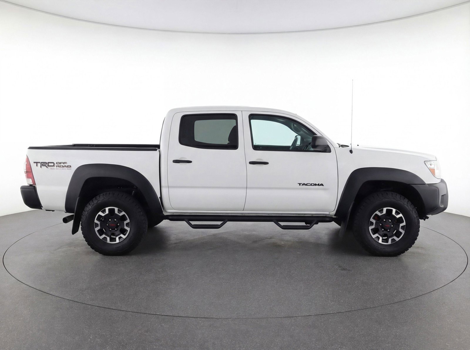 Used 2025 Toyota Tacoma TRD Off-Road image 11