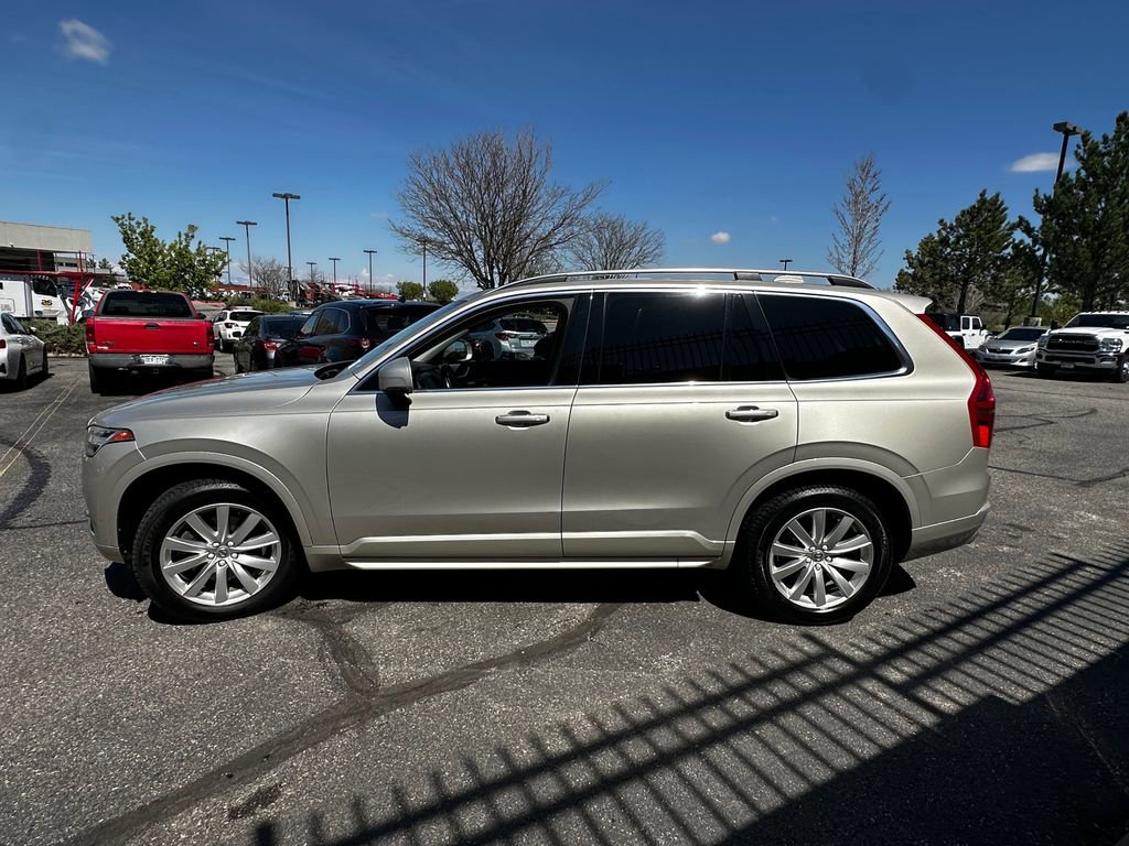 Used 2016 Volvo XC90 T6 Momentum w/ Momentum Plus Package image 5