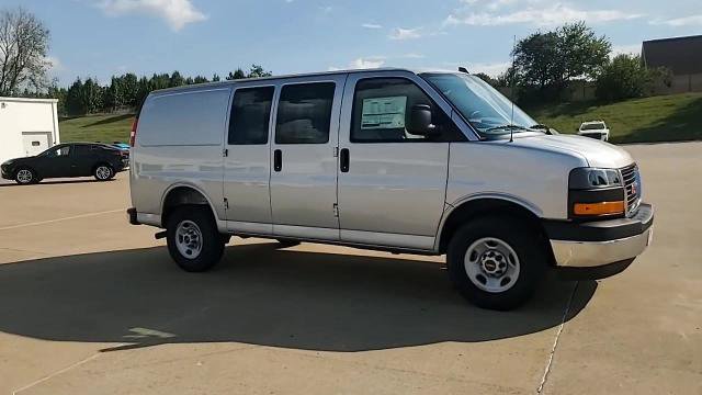 New 2025 GMC Savana 3500 w/ Driver Convenience Package image 2