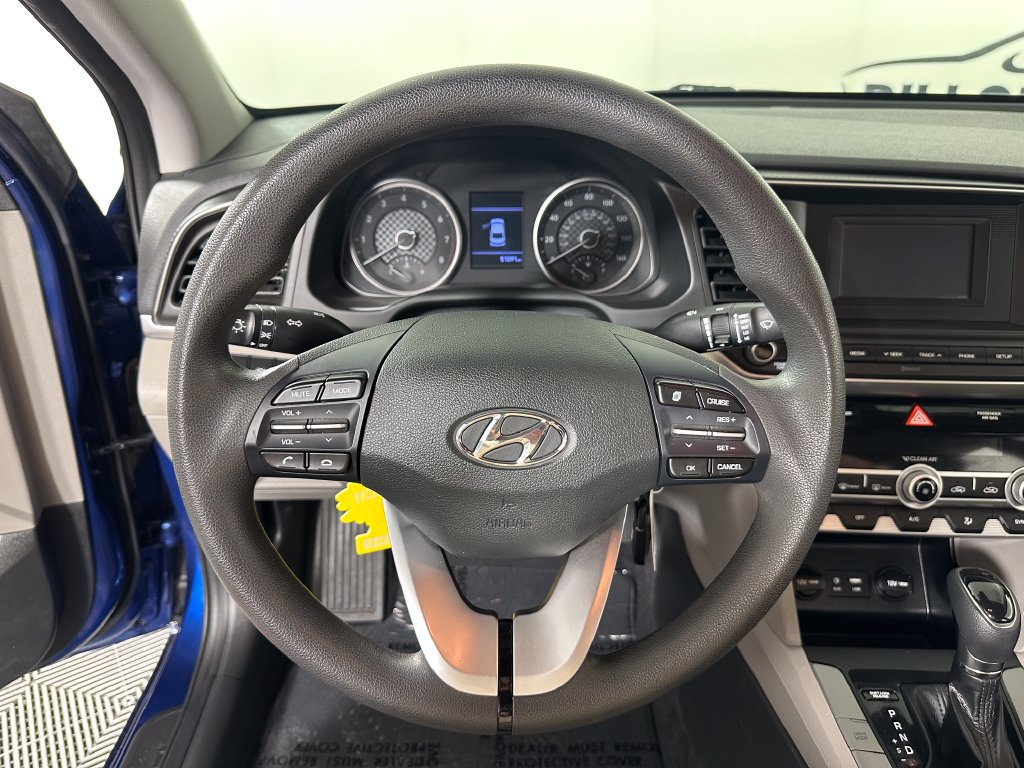 Used 2020 Hyundai Elantra SE FWD image 22