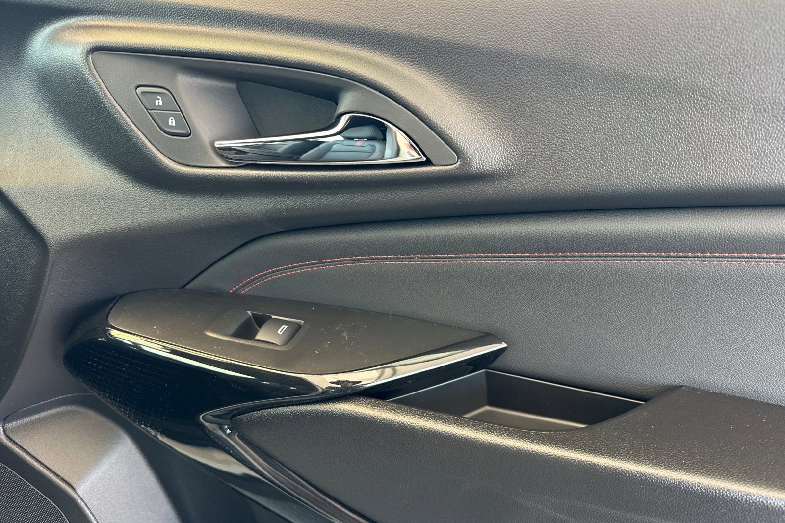 New 2026 Chevrolet Trax RS w/ Driver Confidence Package image 19