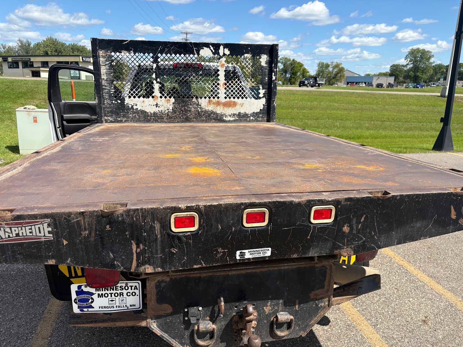 Used 2015 Chevrolet Silverado 3500 W/T w/ Snow Plow Prep Package image 7